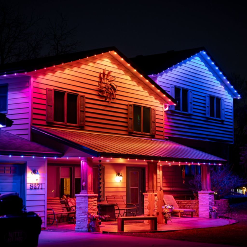 Permanent LED roofline lighting